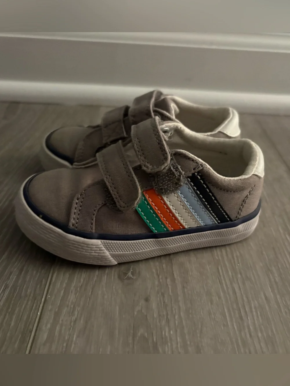 Gymboree Brown Kids Velcro Sneakers.  Toddler Size 6